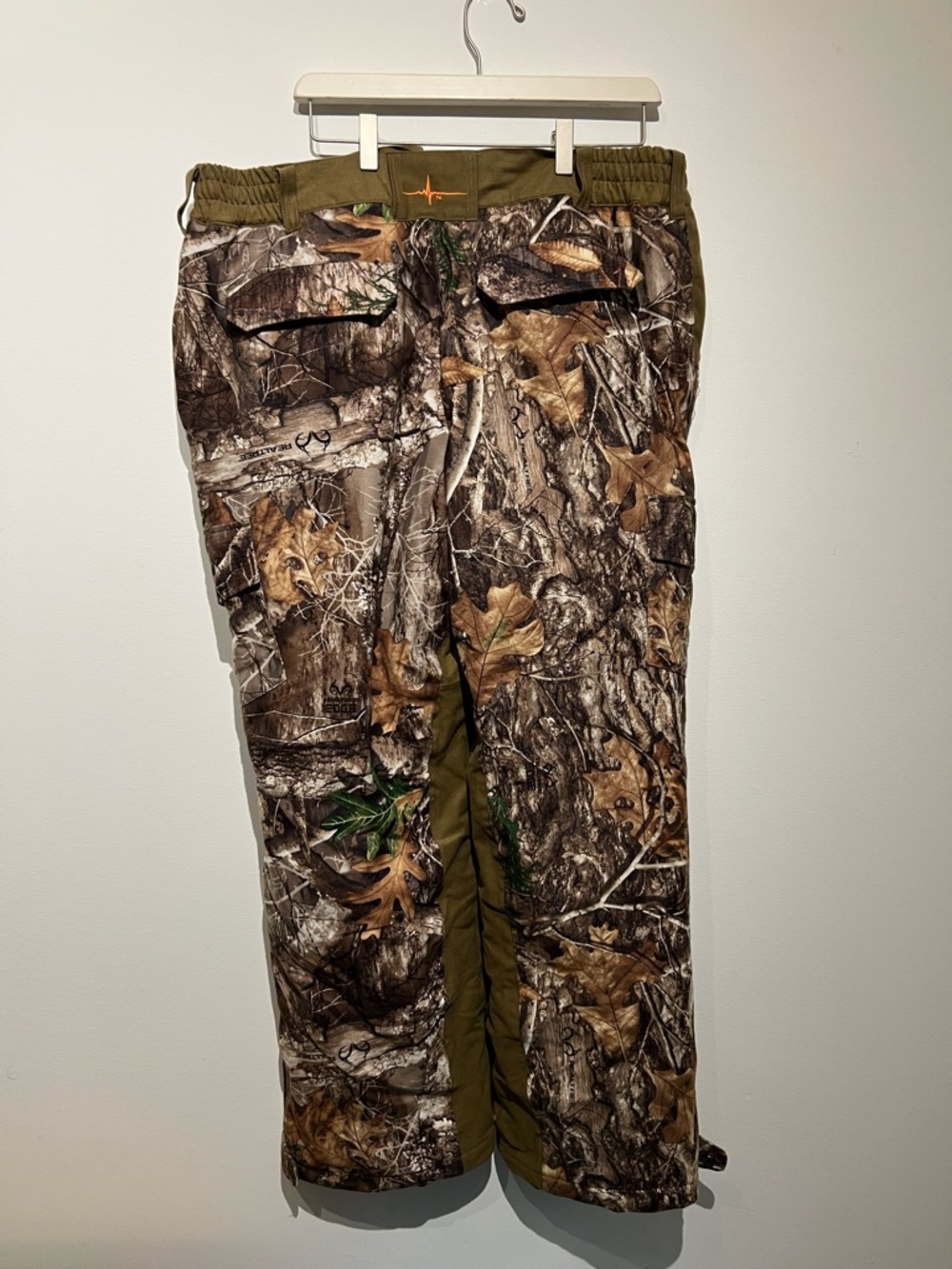 Men's Camo Hunting Pants in Olive and Brown - Picture 7 of 9
